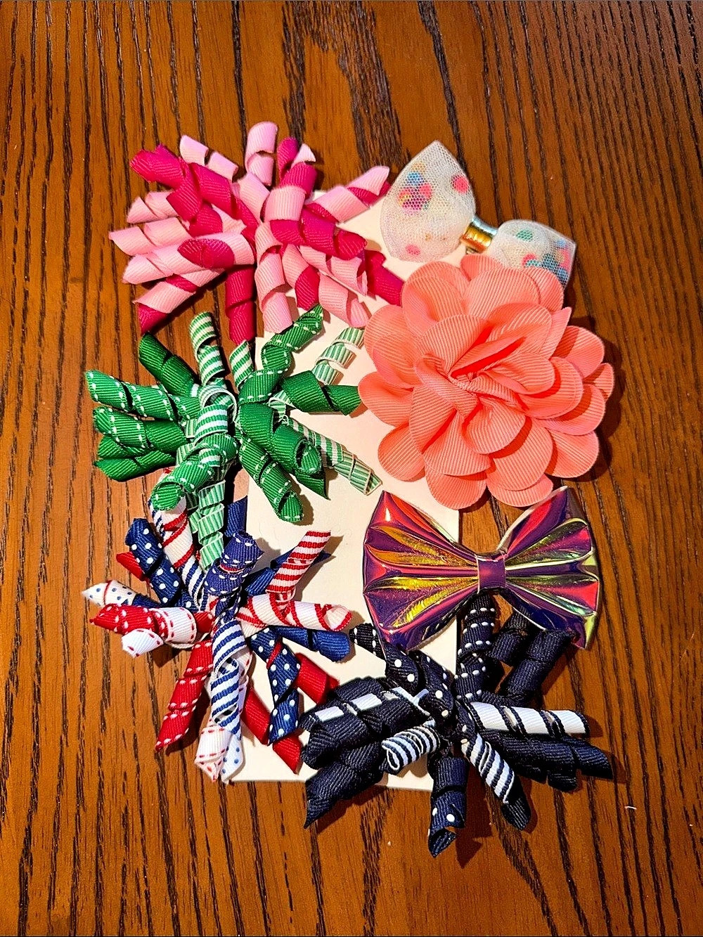 Assorted Hair Accessories 7 in bundle